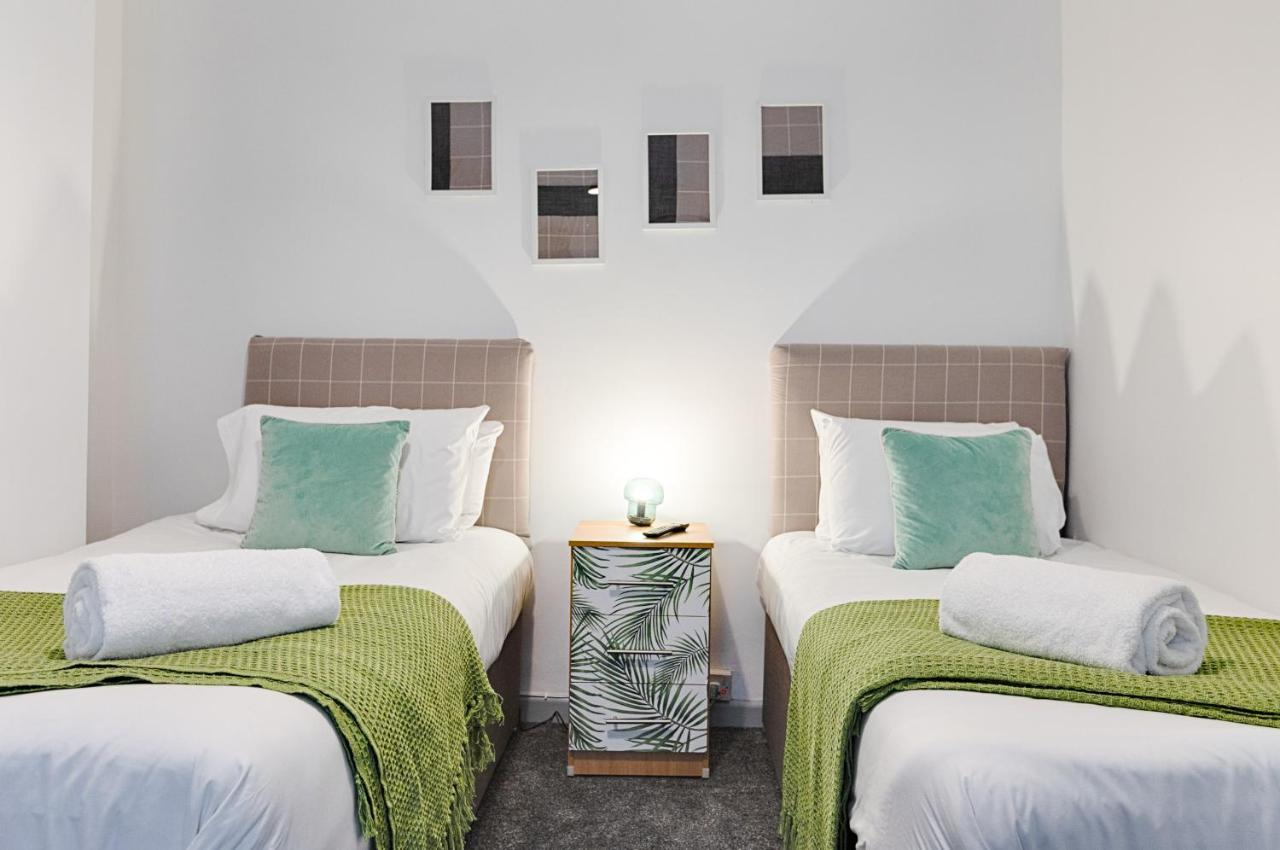 City Centre, Parking, Smart Tv'S In All Rooms Swansea Luaran gambar